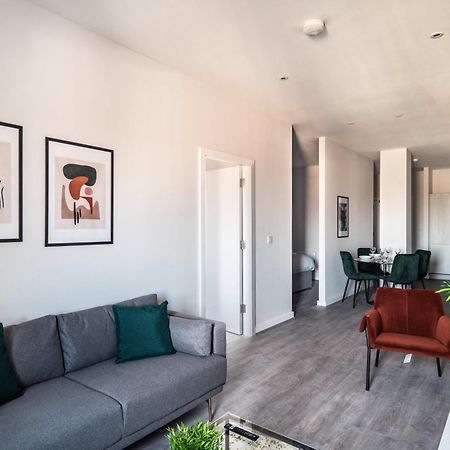 Modern & Spacious 2 Bed Apartment In Waterloo Liverpool Esterno foto